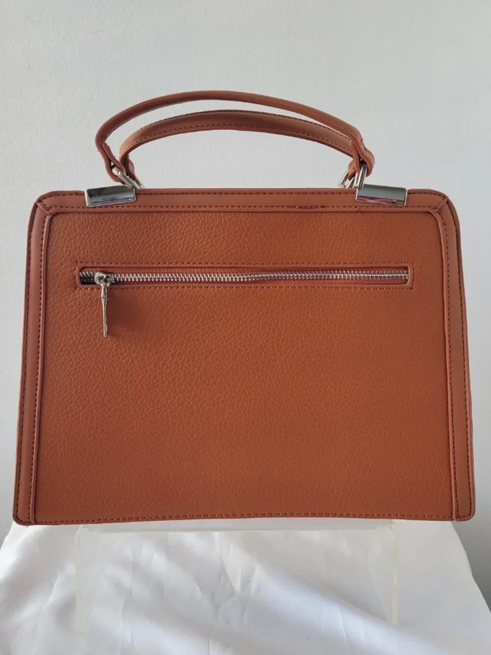 Like New Without Tags - Steve Madden BMATTEO 2 Satchel Bag in Nutshell Brown